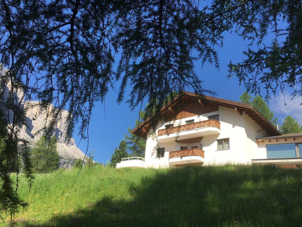 Ciasa Roenn Hotel Colfosco Buitenkant foto