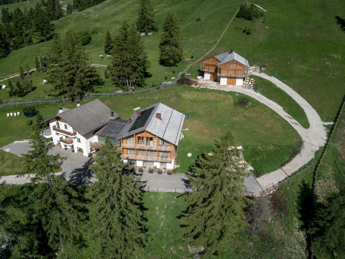 Ciasa Roenn Hotel Colfosco Buitenkant foto